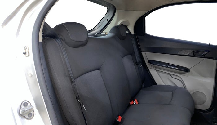 2018 Tata Tiago XM DIESEL, Diesel, Manual, 1,19,988 km, Right Side Rear Door Cabin