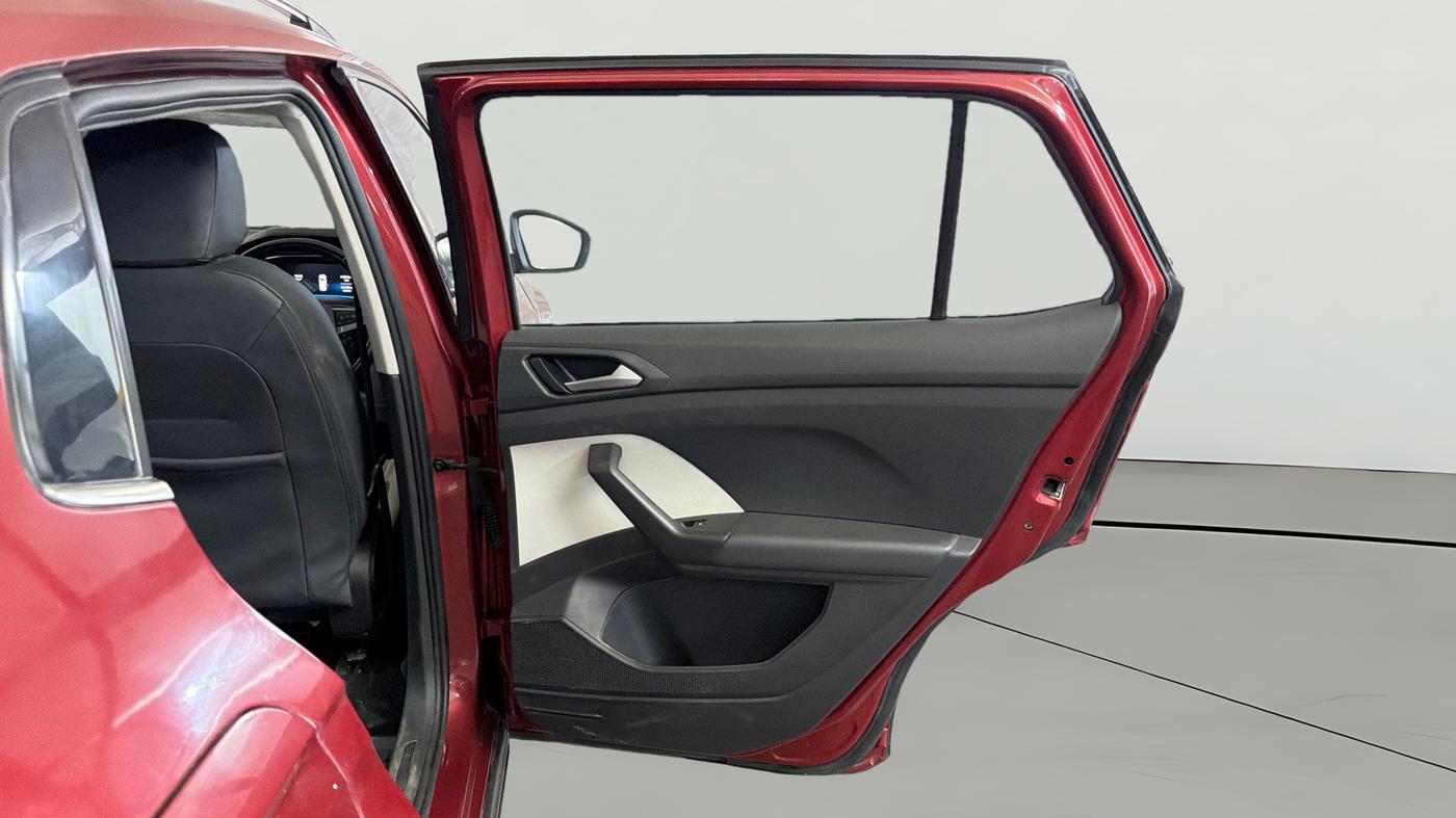2022 Volkswagen TAIGUN TOPLINE 1.0 TSI AT, Petrol, Automatic, 43,980 km, RHS Rear Door