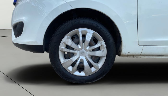 2016 Tata Zest XMS PETROL, Petrol, Manual, 29,240 km, Left Front Wheel