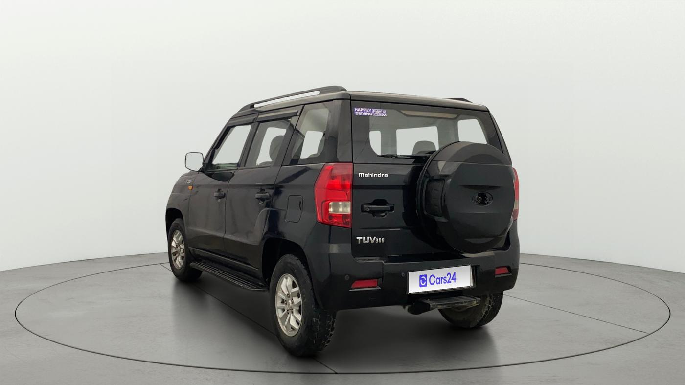 2016 Mahindra TUV300 T8, Diesel, Manual, 1,26,142 km, Left Back Diagonal