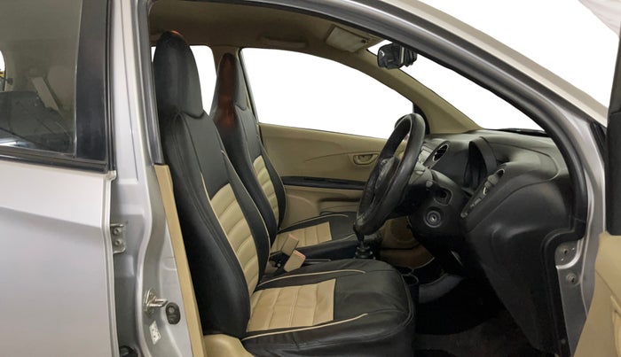 2015 Honda Brio S MT, Petrol, Manual, 39,297 km, Right Side Front Door Cabin