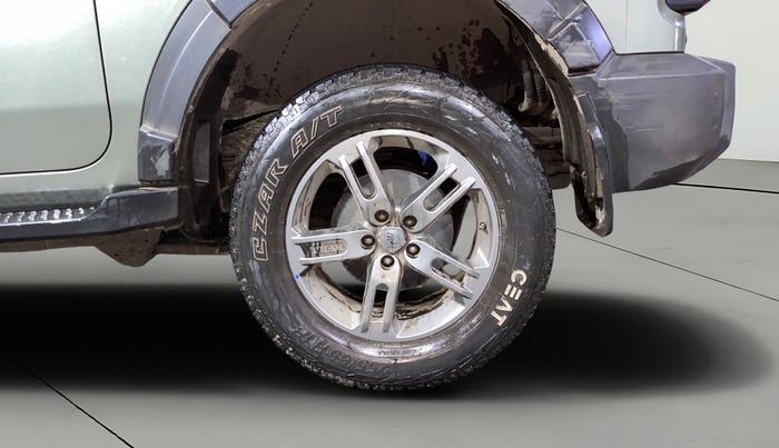 2020 Mahindra Thar LX D 4WD MT CONVERTIBLE, Diesel, Manual, 27,012 km, Left Rear Wheel