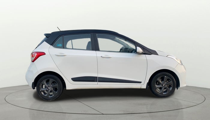 2018 Hyundai Grand i10 SPORTZ 1.2 KAPPA VTVT DUAL TONE, Petrol, Manual, 1,19,801 km, Right Side View