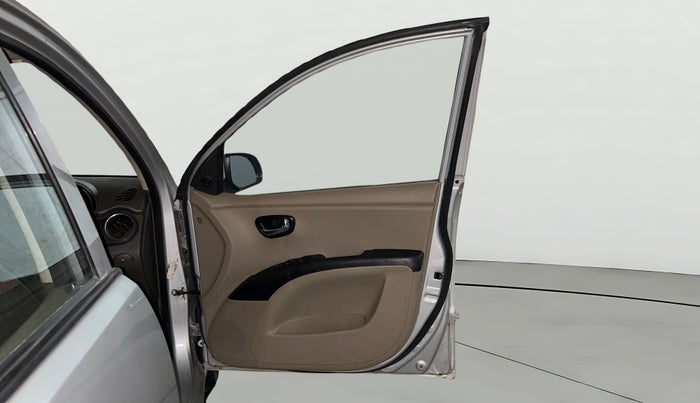 2015 Hyundai i10 SPORTZ 1.1, Petrol, Manual, 33,960 km, RHS Front Door