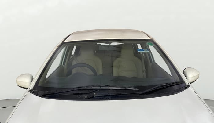 2014 Honda Mobilio 1.5L I-DTEC S, Diesel, Manual, 1,02,157 km, Front Windshield