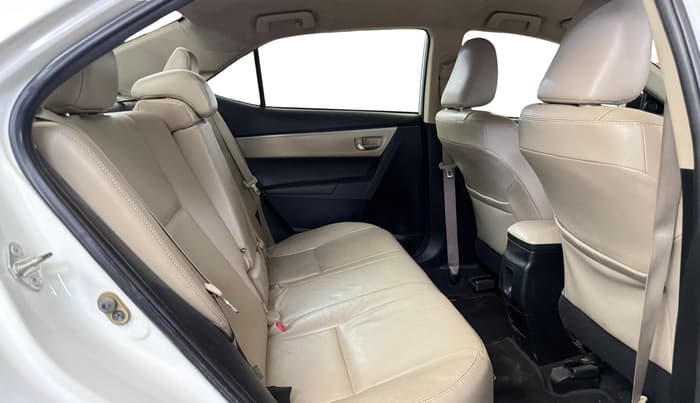 2016 Toyota Corolla Altis VL CVT PETROL, Petrol, Automatic, 86,275 km, Right Side Rear Door Cabin