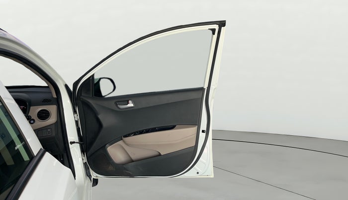 2019 Hyundai Grand i10 ASTA 1.2 KAPPA VTVT, Petrol, Manual, 1,04,358 km, RHS Front Door