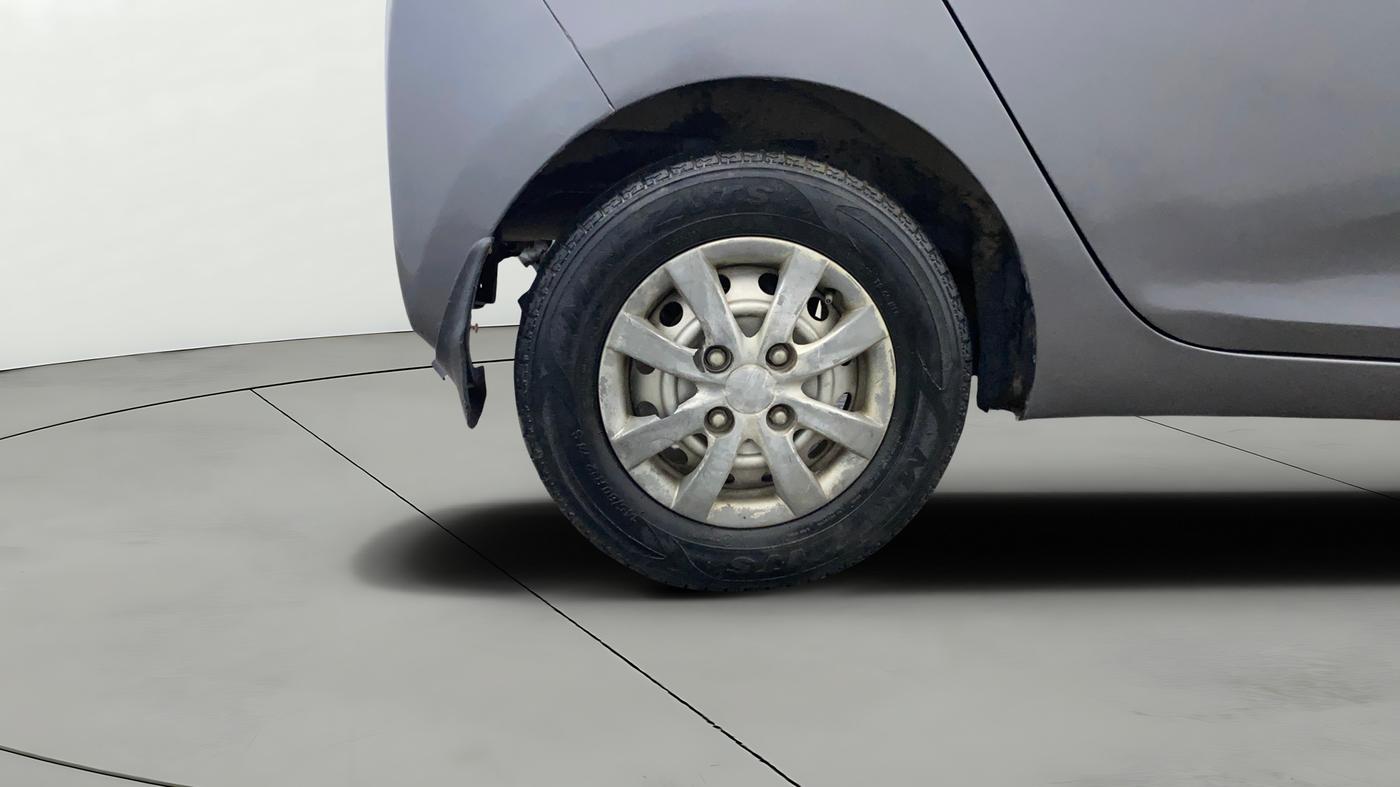 2015 Hyundai Eon ERA +, Petrol, Manual, 46,782 km, Right Rear Wheel