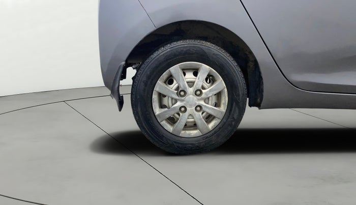 2015 Hyundai Eon ERA +, Petrol, Manual, 46,782 km, Right Rear Wheel