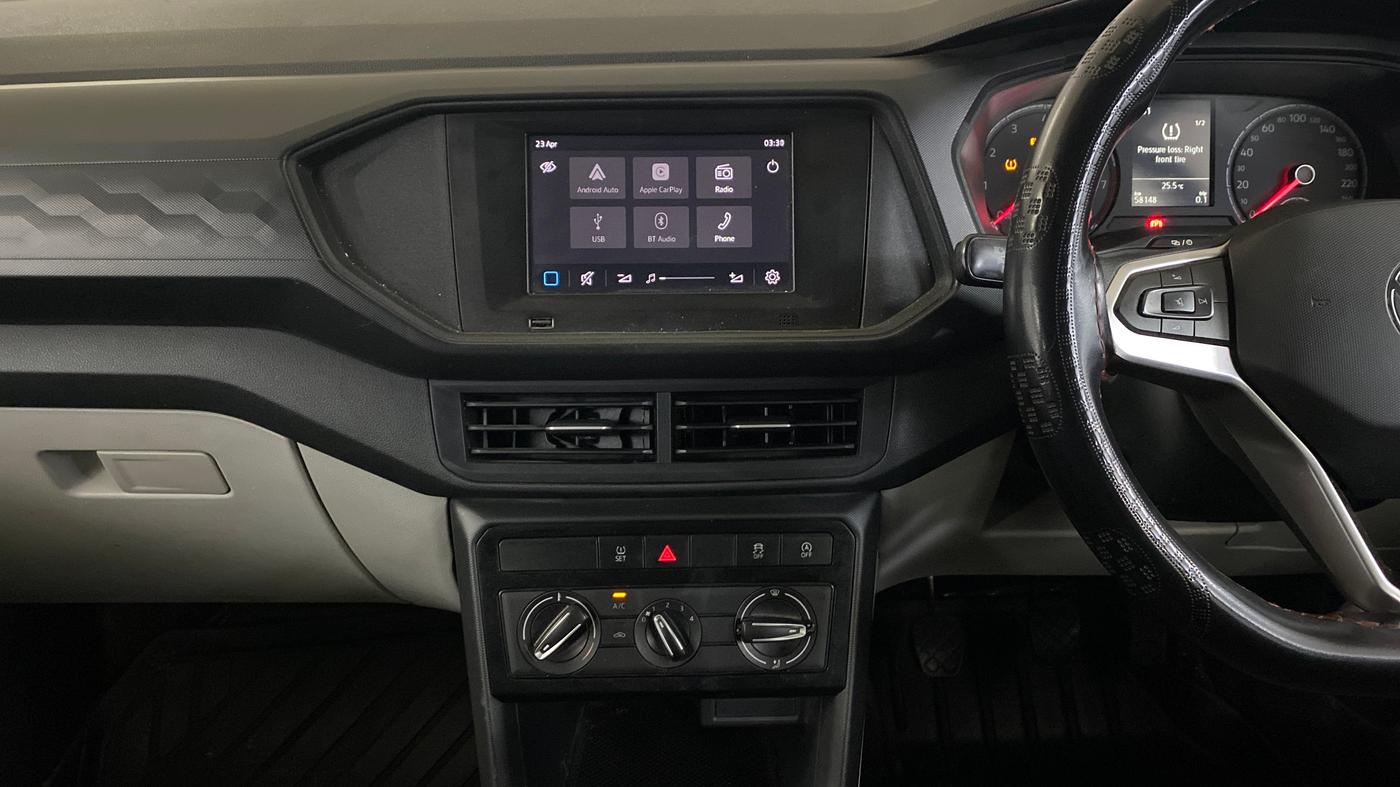 2023 Volkswagen TAIGUN COMFORTLINE 1.0 TSI MT, Petrol, Manual, 58,195 km, Air Conditioner
