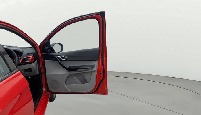 2020 Tata Tiago XZA PLUS DUAL TONE PETROL, Petrol, Automatic, 34,480 km, RHS Front Door