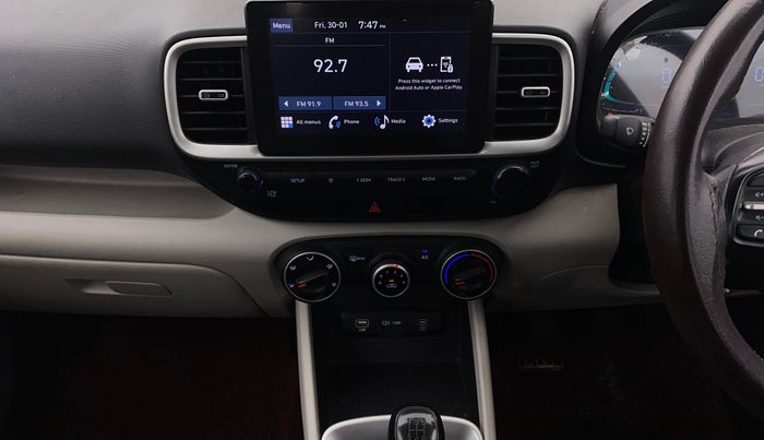 2023 Hyundai VENUE S(O) 1.2, Petrol, Manual, 75,498 km, Air Conditioner