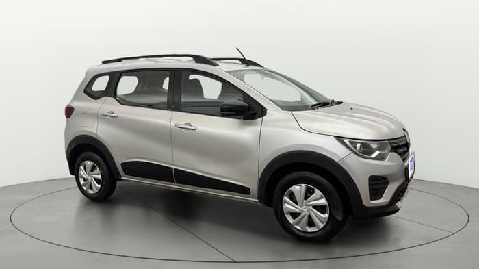 2022 Renault TRIBER RXT, Petrol, Manual, 53,344 km, Right Front Diagonal