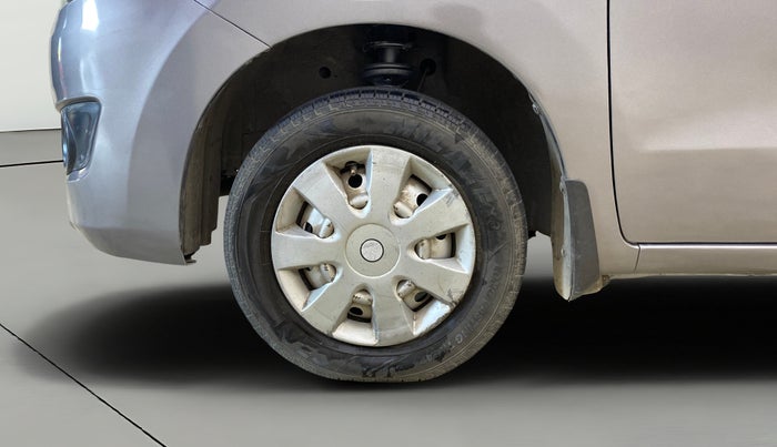 2018 Maruti Wagon R 1.0 LXI CNG, CNG, Manual, 79,328 km, Left Front Wheel