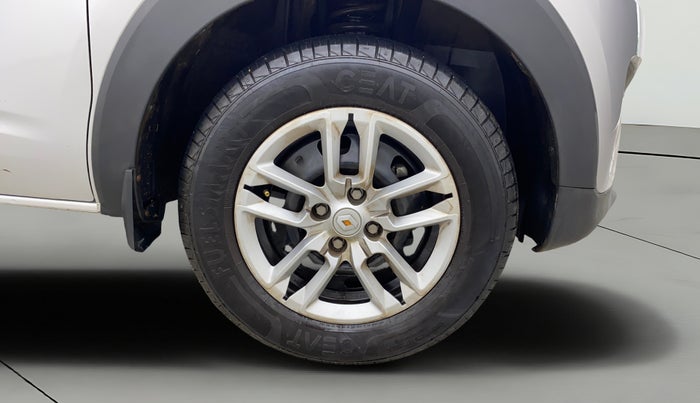 2024 Renault TRIBER RXL MT, Petrol, Manual, 5,369 km, Right Front Wheel