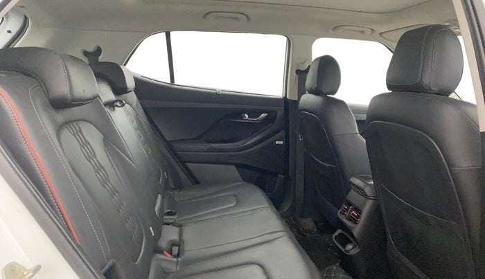 2021 Hyundai Creta SX (O) 1.4 TURBO DCT, Petrol, Automatic, 58,147 km, Right Side Rear Door Cabin