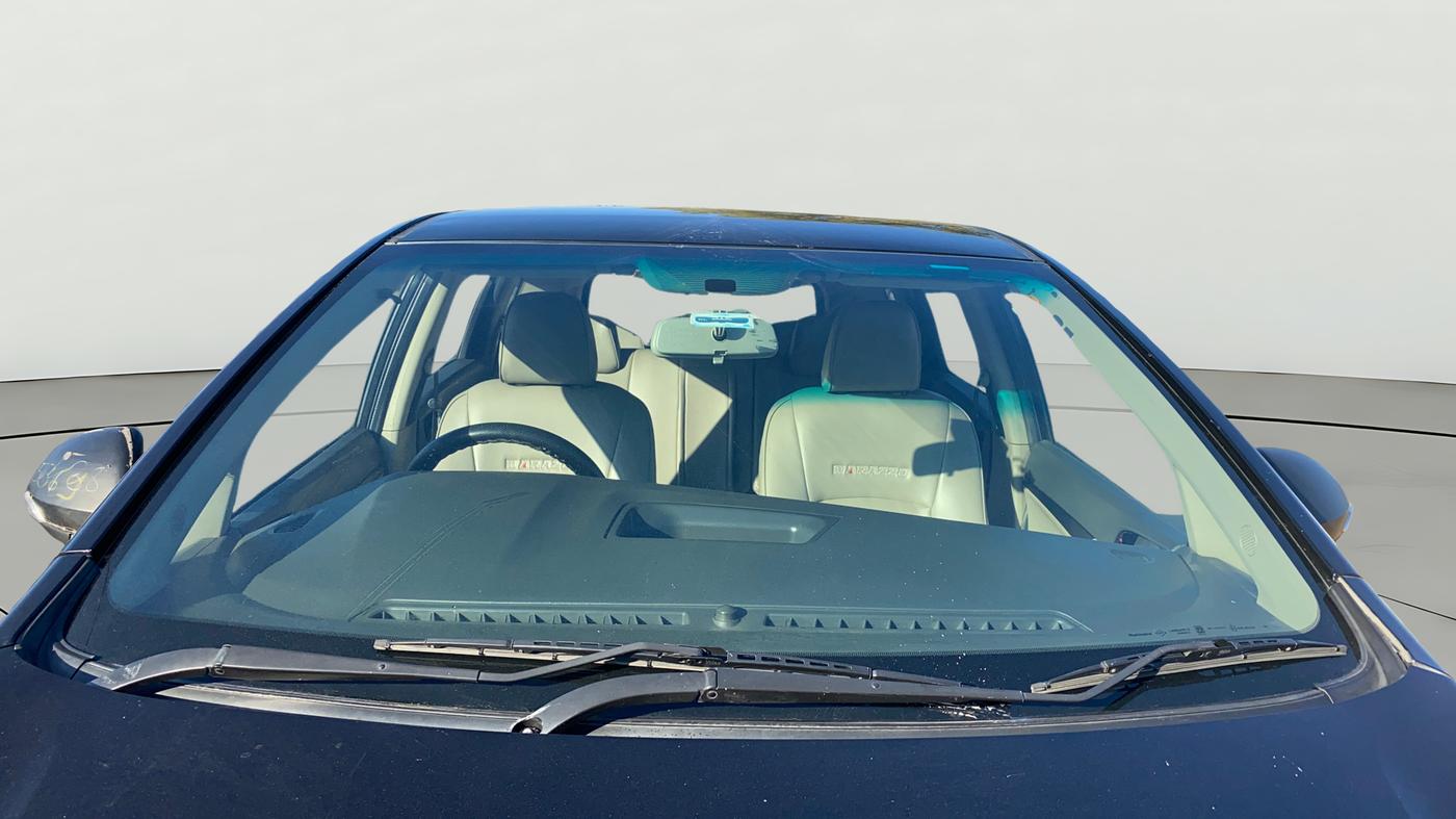 2019 Mahindra MARAZZO M2 8 STR, Diesel, Manual, 84,800 km, Front Windshield
