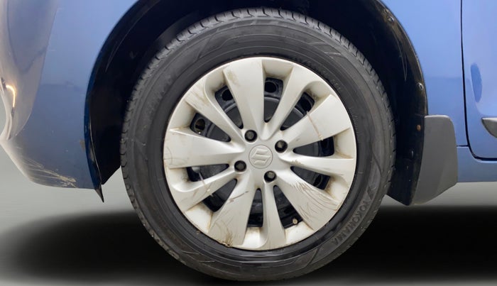 2016 Maruti Baleno DELTA DIESEL 1.3, Diesel, Manual, 1,02,686 km, Left Front Wheel