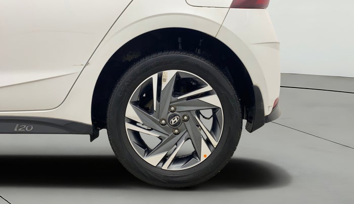 2022 Hyundai NEW I20 ASTA (O) 1.2 AT, Petrol, Automatic, 21,469 km, Left Rear Wheel
