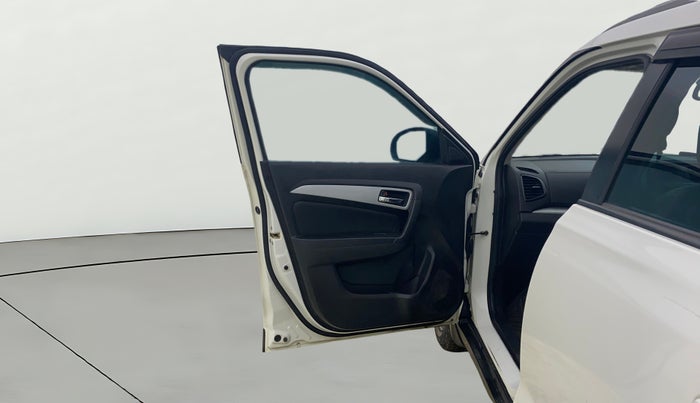 2020 Maruti Vitara Brezza ZXI PLUS, CNG, Manual, 82,423 km, LHS Front Door