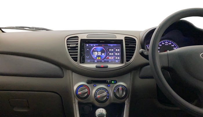 2015 Hyundai i10 MAGNA 1.1, Petrol, Manual, 67,081 km, Air Conditioner