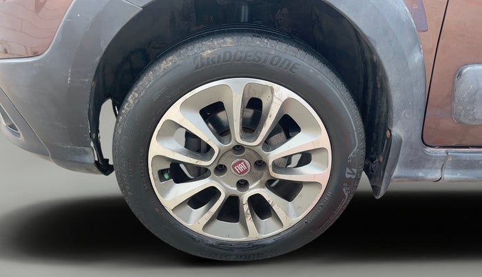 2015 Fiat Avventura ACTIVE 1.4, Petrol, Manual, 54,050 km, Left Front Wheel