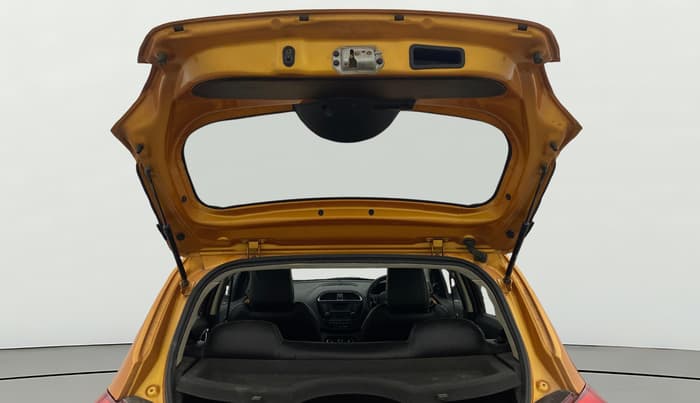2018 Tata Tiago XZ PETROL, Petrol, Manual, 74,489 km, Boot Door Open