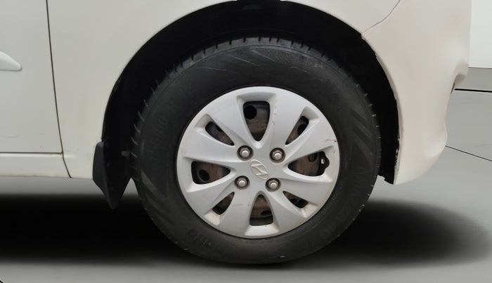 2013 Hyundai i10 SPORTZ 1.2 AT, Petrol, Automatic, 74,410 km, Right Front Wheel