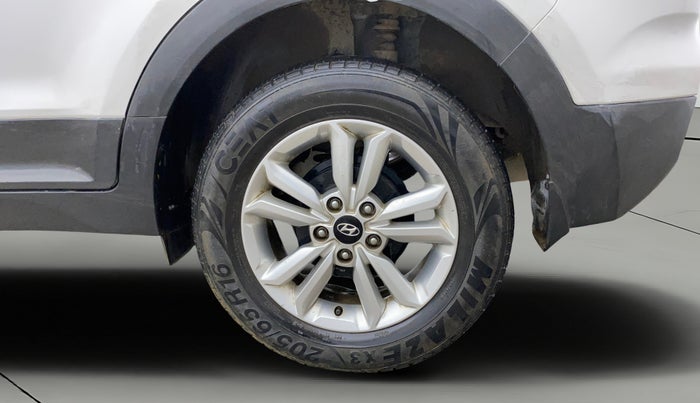 2017 Hyundai Creta SX PLUS 1.6 PETROL, Petrol, Manual, 70,805 km, Left Rear Wheel