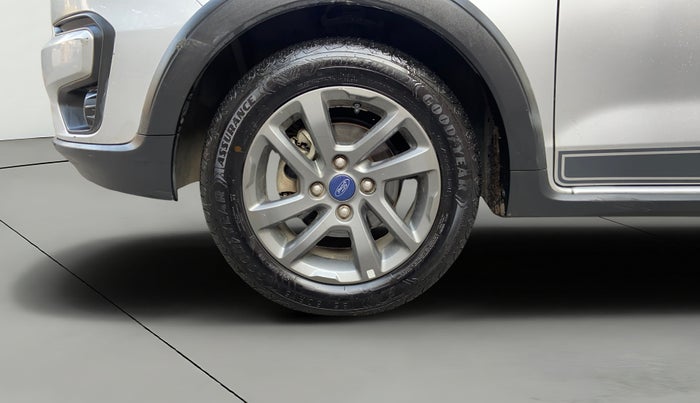 2020 Ford FREESTYLE TITANIUM 1.2 PETROL, Petrol, Manual, 46,677 km, Left Front Wheel