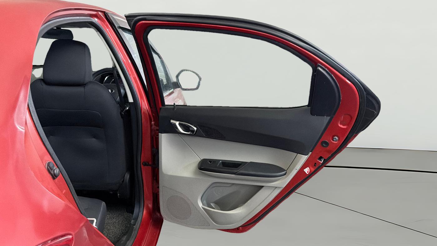2019 Tata Tiago XZ PLUS PETROL, Petrol, Manual, 87,296 km, RHS Rear Door