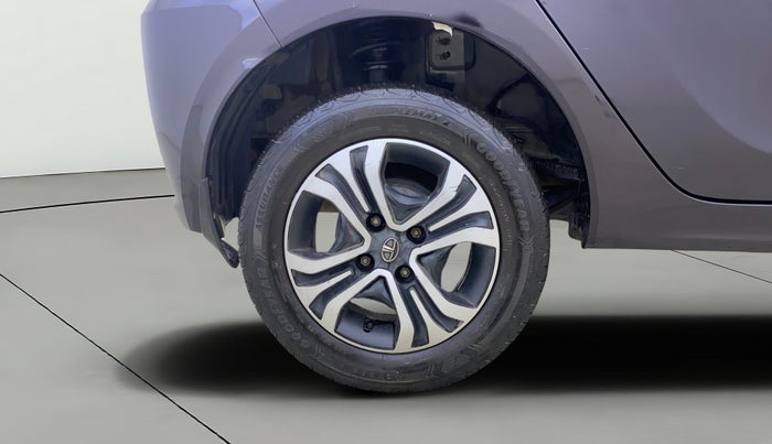 2023 Tata Tiago XZ PLUS CNG, CNG, Manual, 23,424 km, Right Rear Wheel
