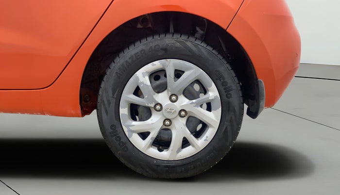 2017 Hyundai Grand i10 SPORTZ 1.2 KAPPA VTVT, Petrol, Manual, 1,43,469 km, Left Rear Wheel