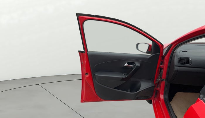 2016 Volkswagen Polo COMFORTLINE 1.2L, Petrol, Manual, 62,303 km, LHS Front Door