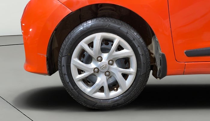 2018 Hyundai Grand i10 SPORTZ 1.2 KAPPA VTVT, Petrol, Manual, 63,943 km, Left Front Wheel