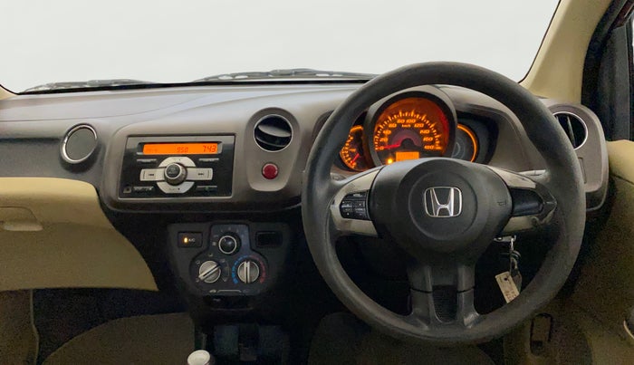 2013 Honda Amaze 1.2L I-VTEC S, Petrol, Manual, 1,17,789 km, Steering Wheel Close Up