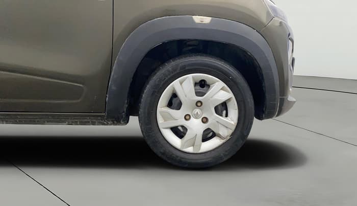 2020 Renault Kwid RXL, Petrol, Manual, 34,056 km, Right Front Wheel