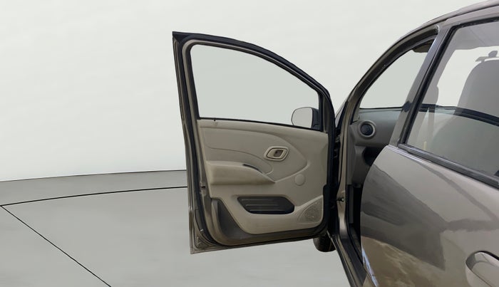 2016 Datsun Redi Go T (O), Petrol, Manual, 86,474 km, LHS Front Door