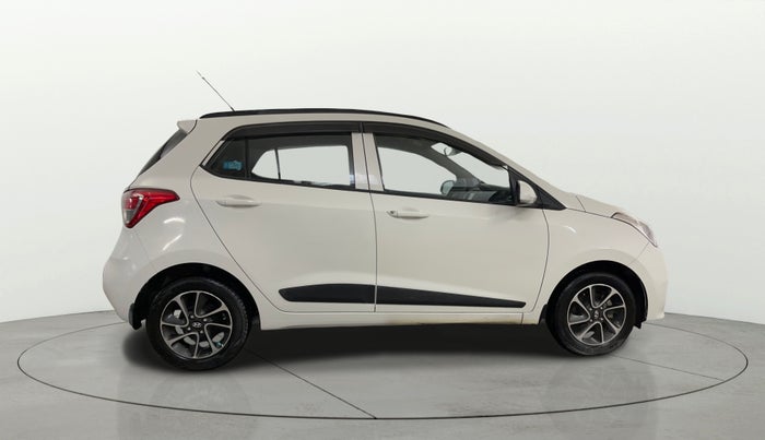 2017 Hyundai Grand i10 SPORTZ (O) AT 1.2 KAPPA VTVT, Petrol, Automatic, 24,817 km, Right Side View