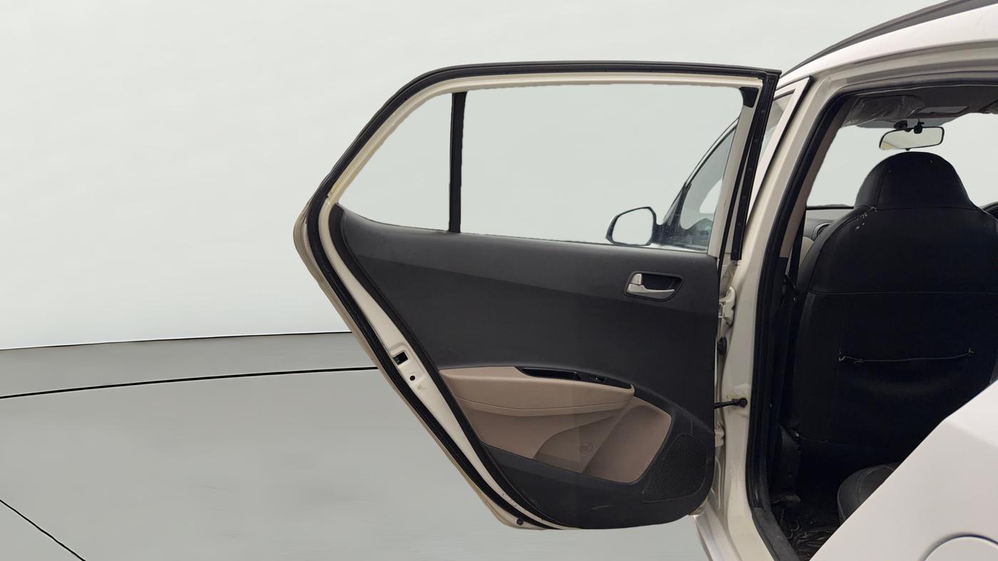 2014 Hyundai Grand i10 ASTA AT 1.2 KAPPA VTVT, CNG, Automatic, 44,971 km, LHS Rear Door