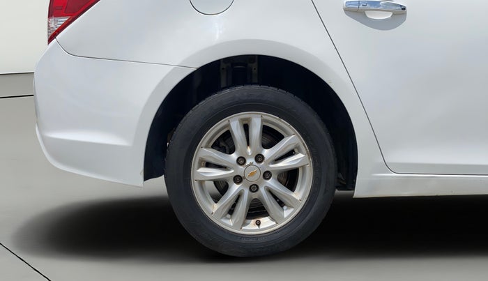 2017 Chevrolet Cruze LTZ, Diesel, Manual, 86,041 km, Right Rear Wheel