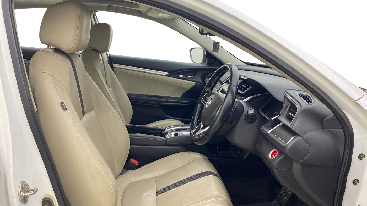 2019 Honda Civic 1.8L I-VTEC ZX CVT, Petrol, Automatic, 1,03,549 km, Right Side Front Door Cabin