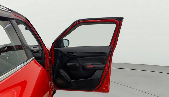 2019 Maruti Swift LXI, Petrol, Manual, 48,630 km, RHS Front Door