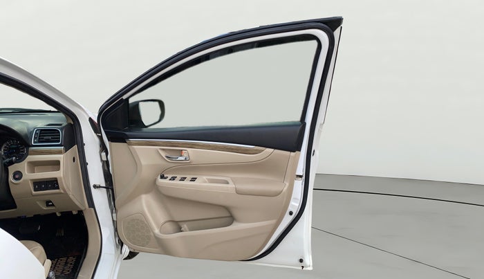 2021 Maruti Ciaz ALPHA  AT 1.5 SHVS PETROL, Petrol, Automatic, 33,910 km, RHS Front Door