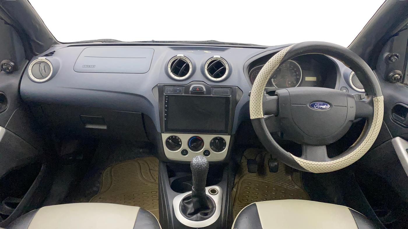 2014 Ford Figo TITANIUM 1.4 DIESEL, Diesel, Manual, 86,337 km, Dashboard