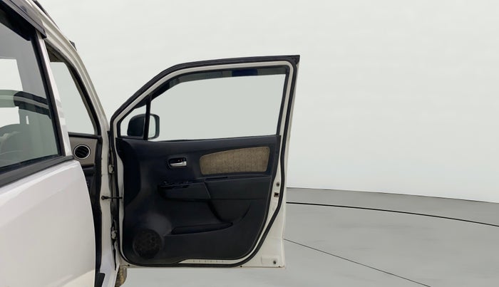 2017 Maruti Wagon R 1.0 VXI, CNG, Manual, 96,069 km, RHS Front Door