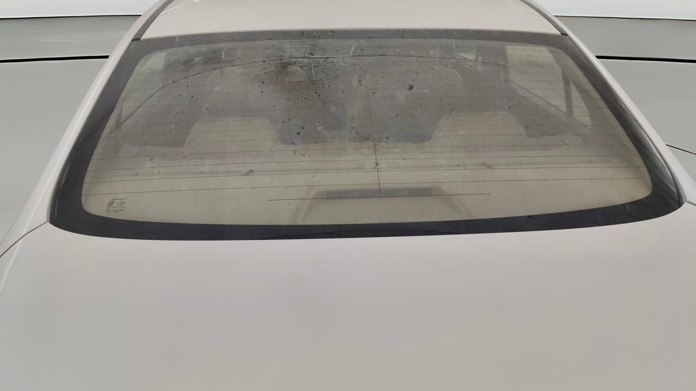 2015 Maruti Ciaz ZXI, Petrol, Manual, 76,102 km, Rear Windshield