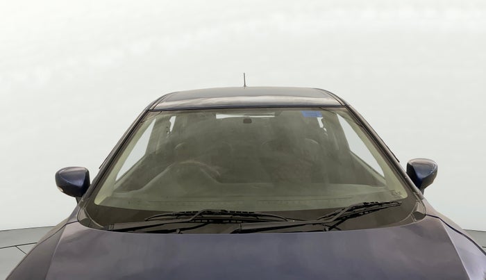 2018 Maruti Baleno DELTA PETROL 1.2, CNG, Manual, 52,443 km, Front Windshield