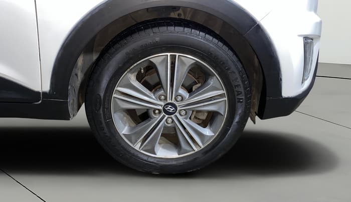2017 Hyundai Creta SX PLUS 1.6 PETROL, Petrol, Manual, 91,198 km, Right Front Wheel