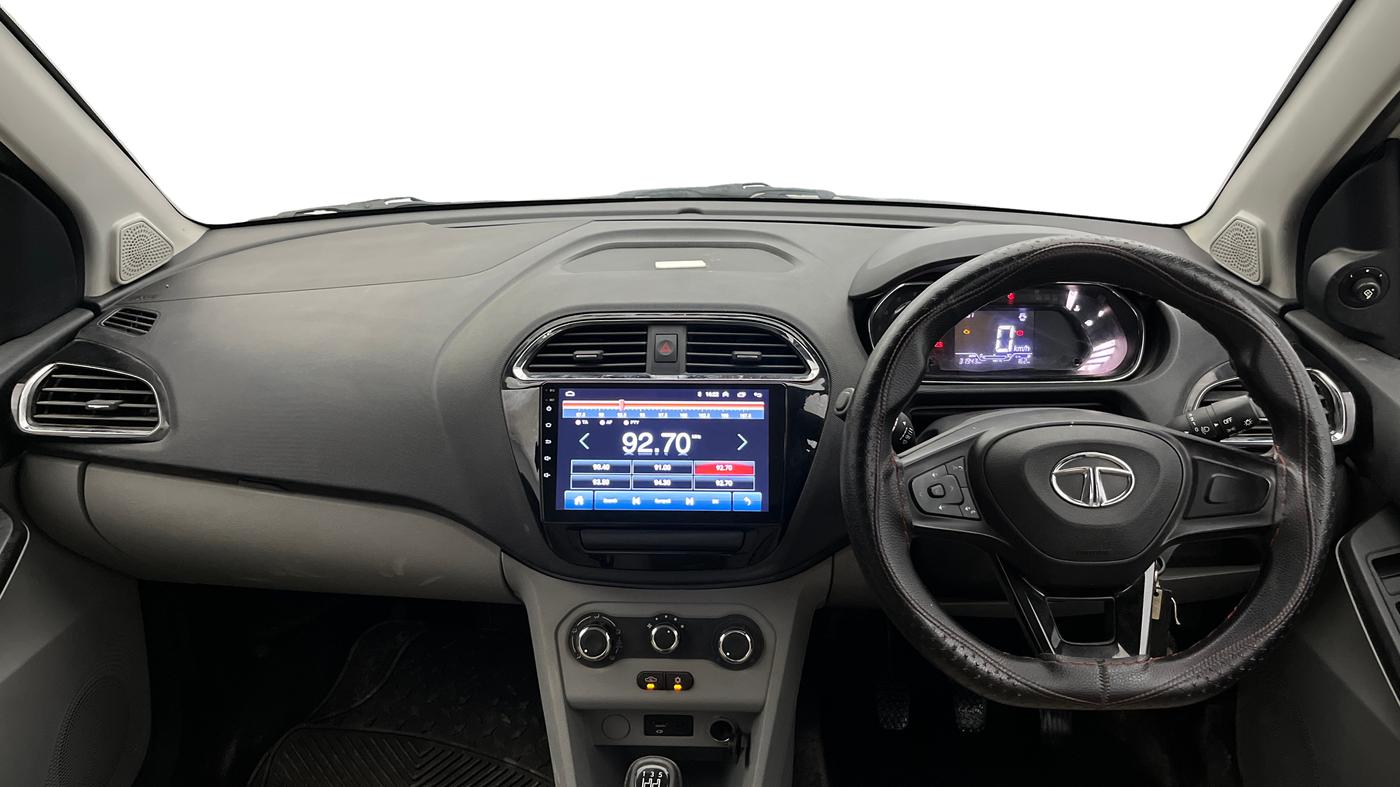 2021 Tata Tiago XT (O) PETROL, Petrol, Manual, 31,998 km, Dashboard